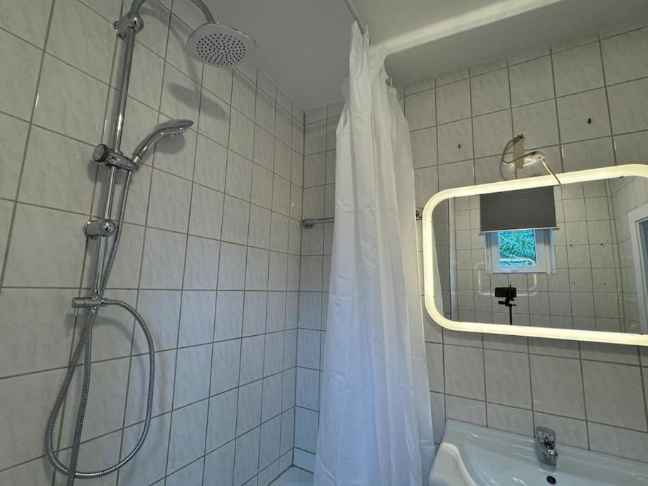 Townhouse Fuer 10 Personen Mit Garten Esslingen am Neckar Exterior photo