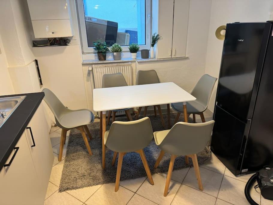 Townhouse Fuer 10 Personen Mit Garten Esslingen am Neckar Exterior photo