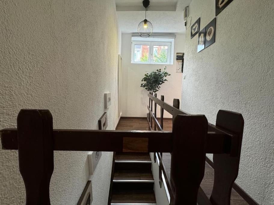 Townhouse Fuer 10 Personen Mit Garten Esslingen am Neckar Exterior photo